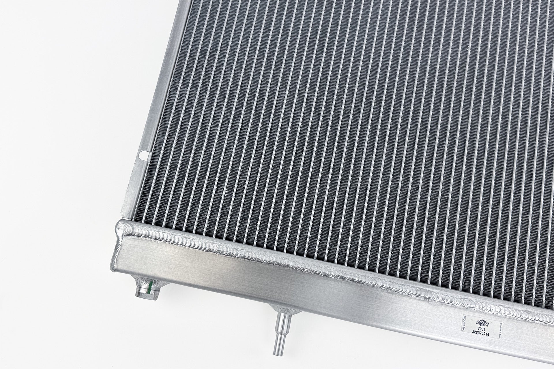 CSF #7231 R34 Skyline GT-R/GTS High-Performance All-Aluminum Radiator - Silver