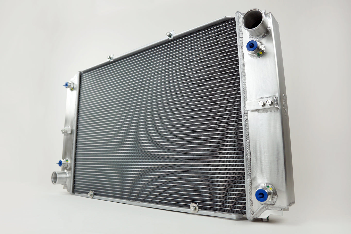 CSF #8029 CSF x 928 International High-Performance Radiator
