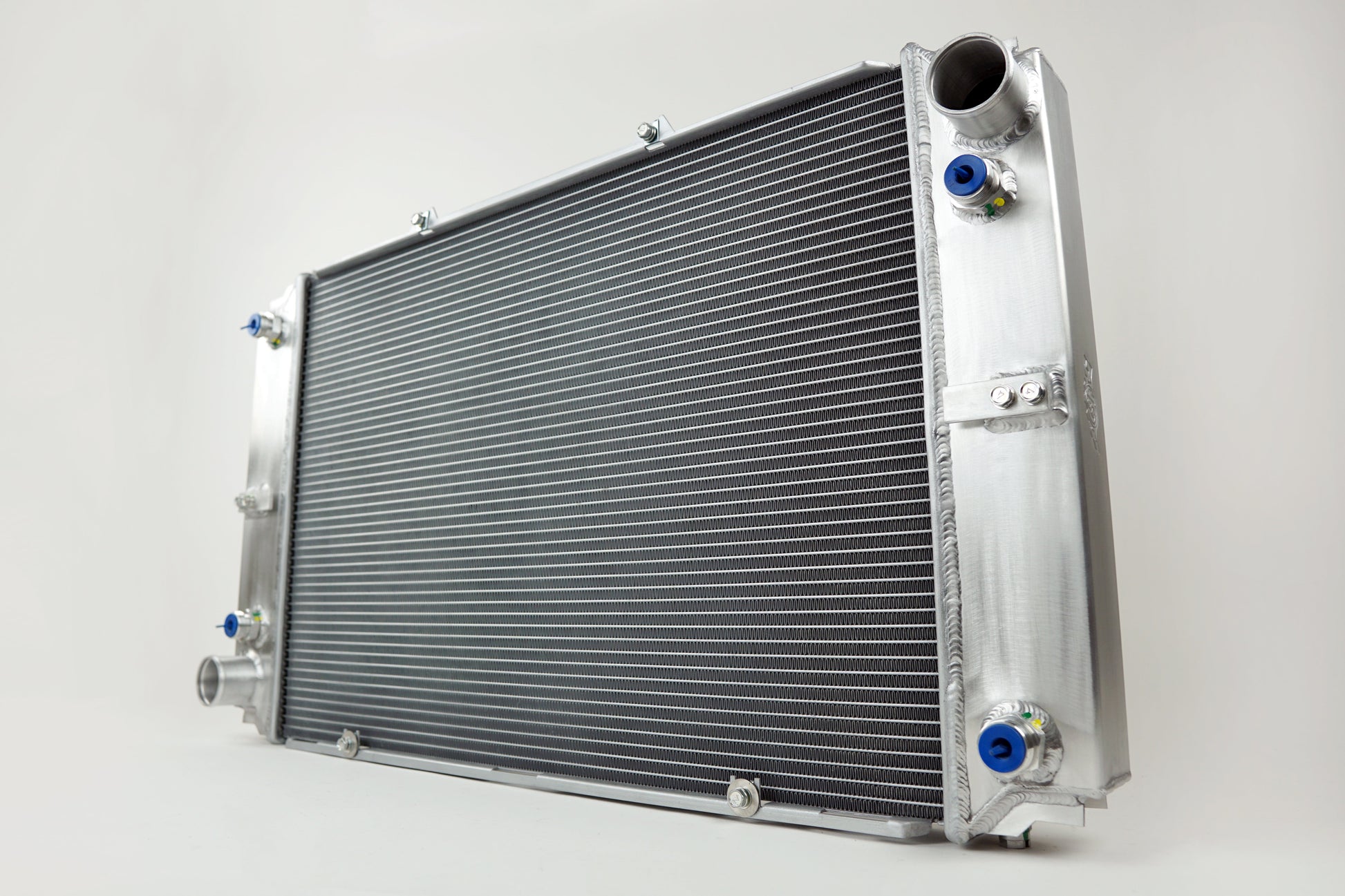 CSF #8029 CSF x 928 International High-Performance Radiator