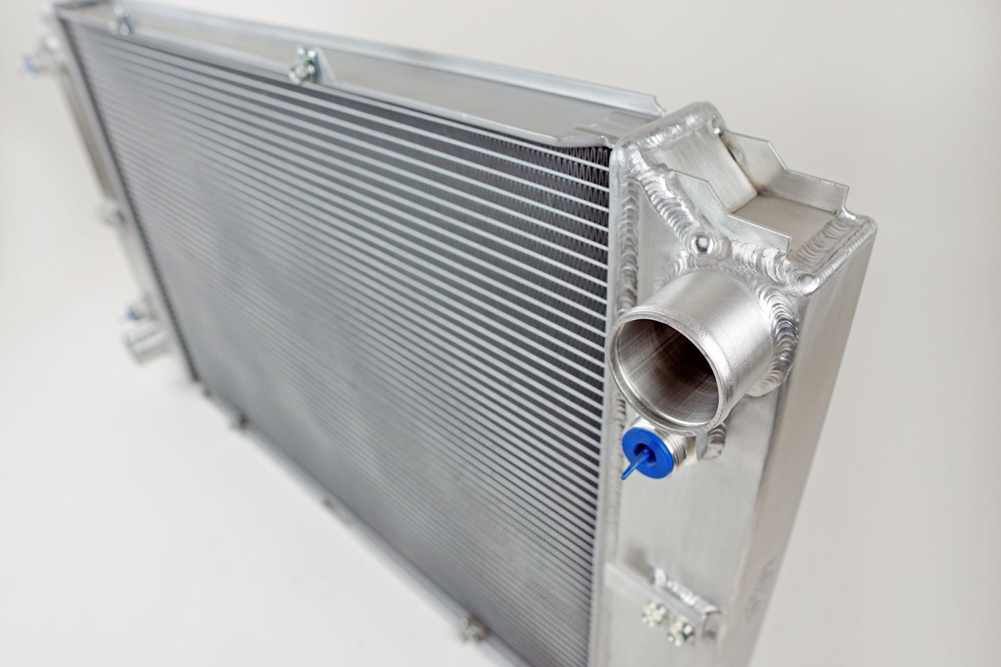 CSF #8029 CSF x 928 International High-Performance Radiator