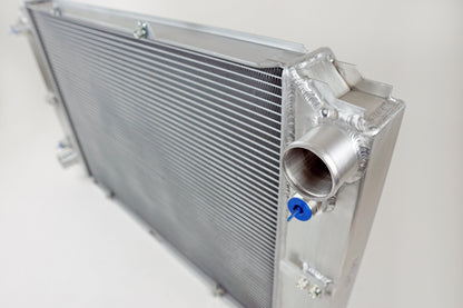 CSF #8029 CSF x 928 International High-Performance Radiator