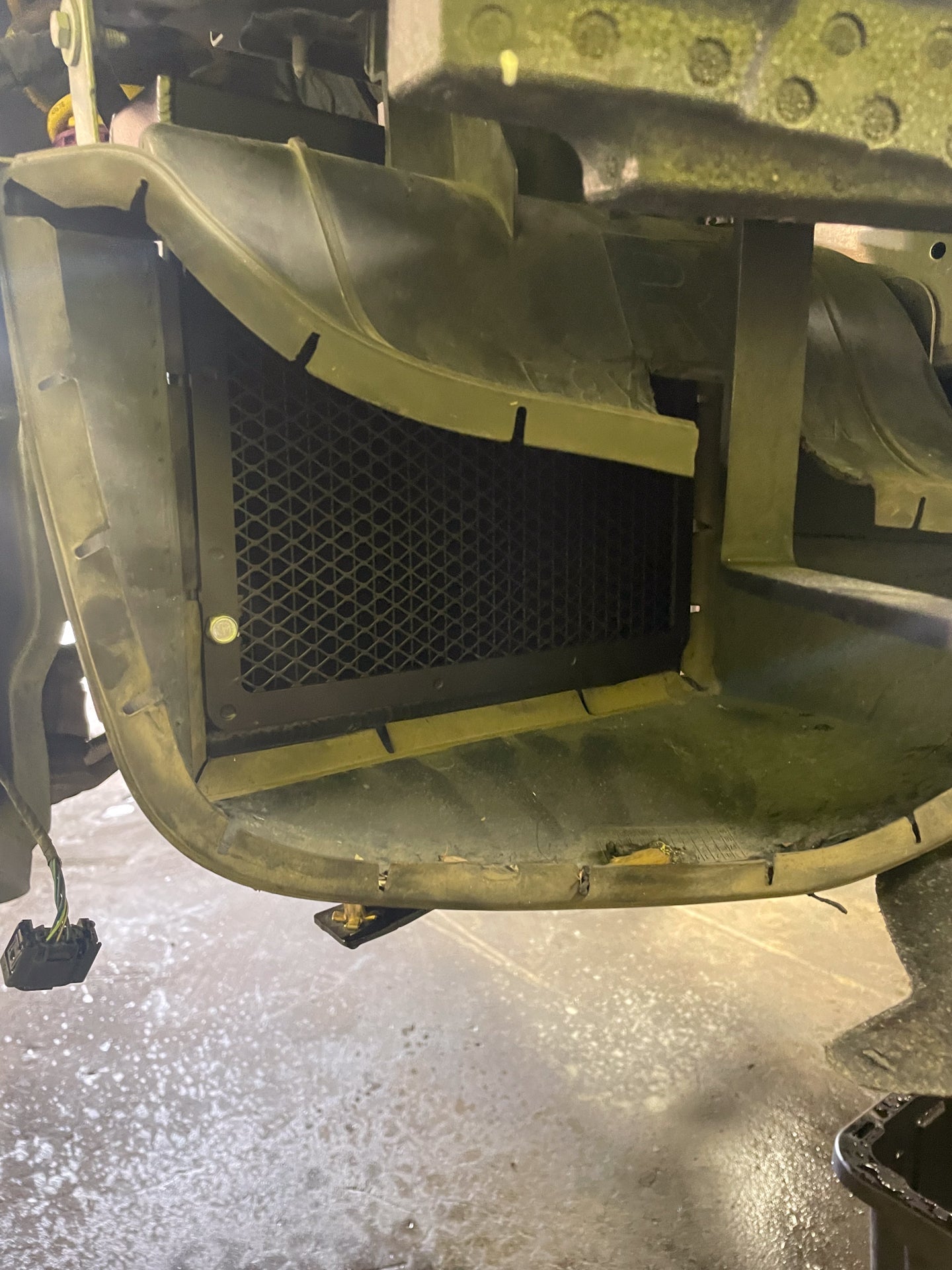 CSF #8258 BMW F8X M3/M4/M2 Comp High-Performance Auxiliary Radiator