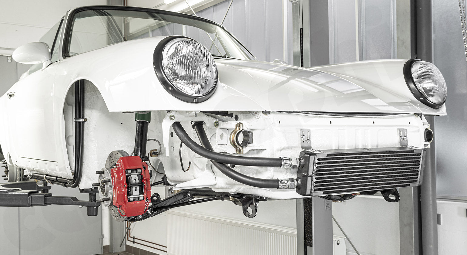 CSF #R1120020700 CARGRAPHIC Porsche 911 3.2l Carrera RSR Style Centre-Mounted Oil Cooler Kit