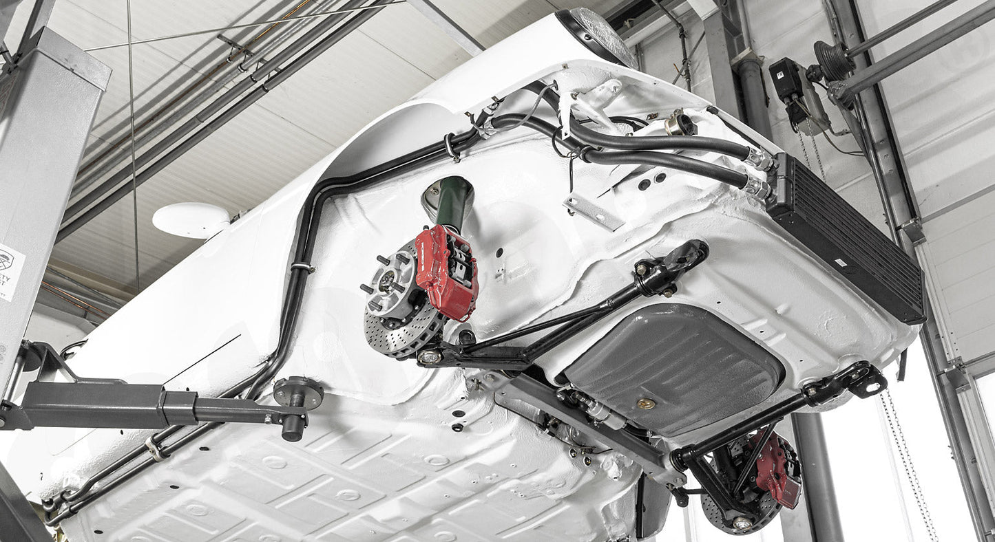 CSF #R1120020700 CARGRAPHIC Porsche 911 3.2l Carrera RSR Style Centre-Mounted Oil Cooler Kit